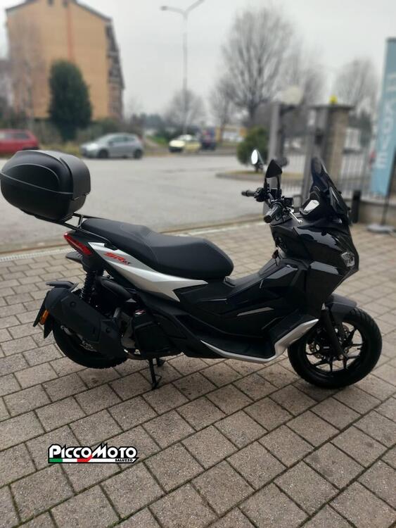 Aprilia SR GT 200 (2022 - 24)