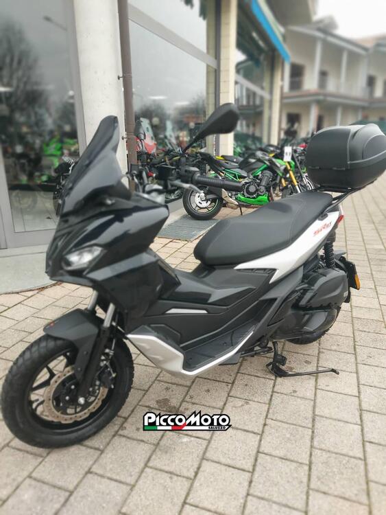 Aprilia SR GT 200 (2022 - 24) (4)