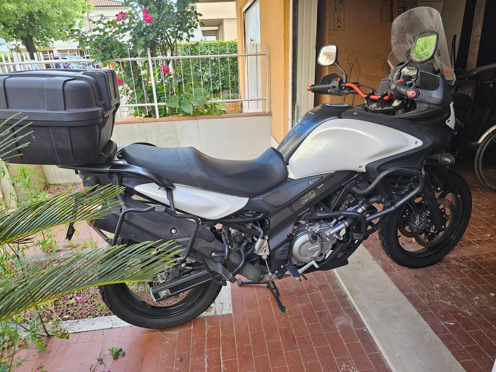 Suzuki V-Strom 650 ABS (2011 - 17) (2)