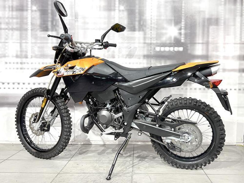 KSR Moto TR 50 X 2T (2019 - 20) (2)