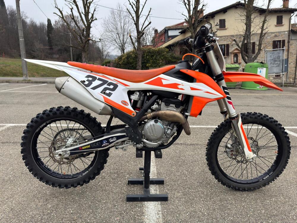 KTM 250 SX-F (2019) (3)