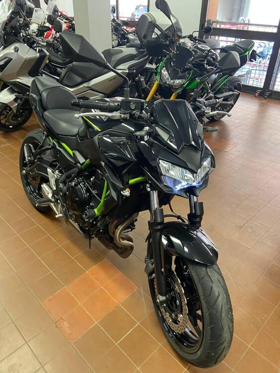 Kawasaki Z 650 (2020) (4)