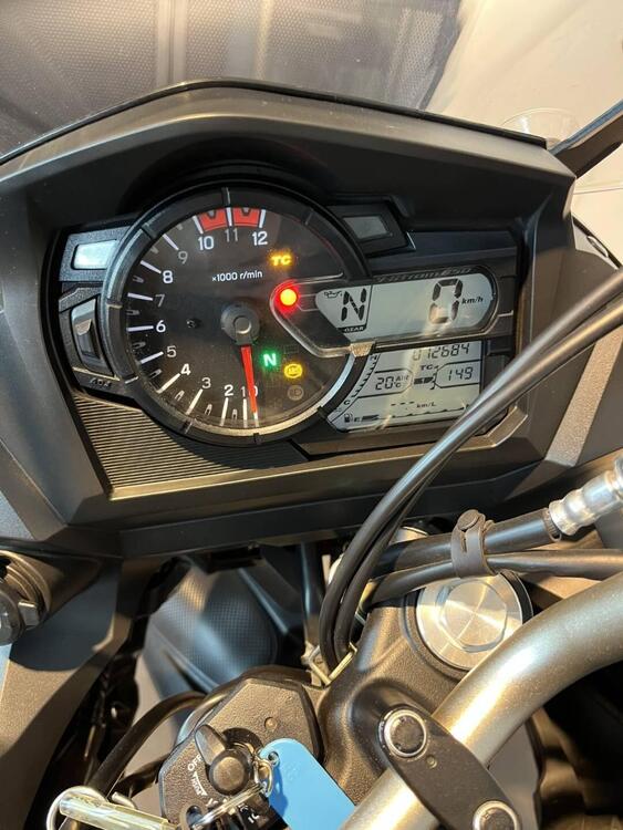 Suzuki V-Strom 650 (2021 - 25) (4)