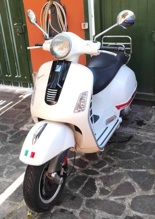 Vespa GTS 300 Super (2008 - 16) (5)