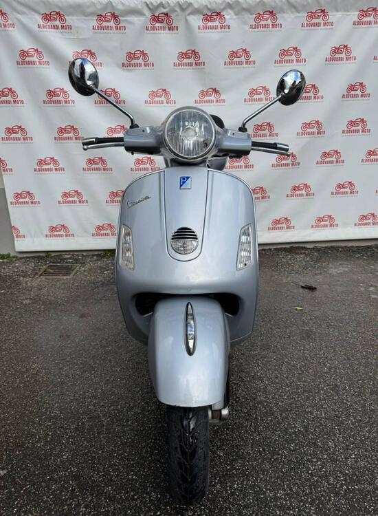 Vespa GTS 250 i.e. (3)