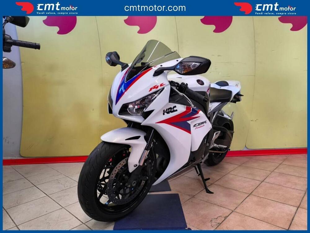 Honda CBR 1000 RR Fireblade (2012 - 16) (2)