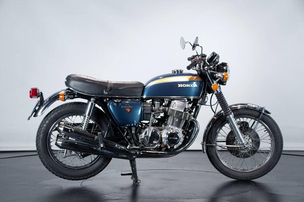 Honda CB 750 FOUR (4)