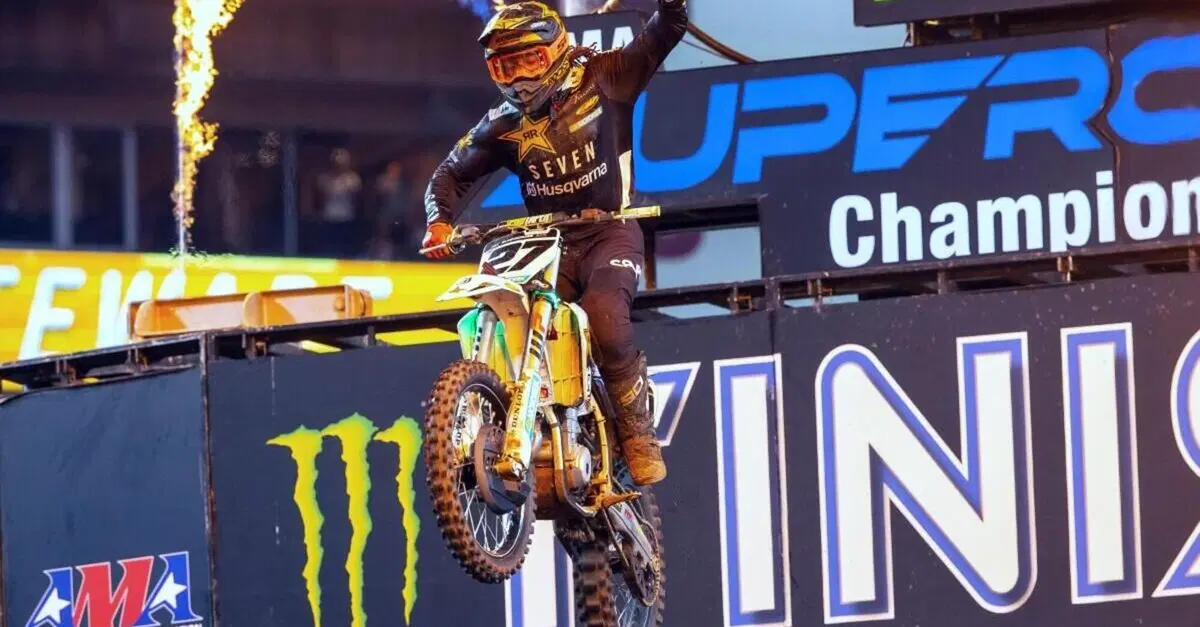 Malcolm Stewart vince a Tampa. Nell'incrdibile serata Tomac si infortuna. La 250 &egrave; di Anstie