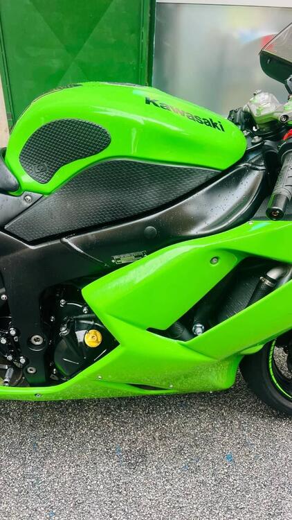 Kawasaki Ninja 600 ZX-6R (2007 - 08) (3)