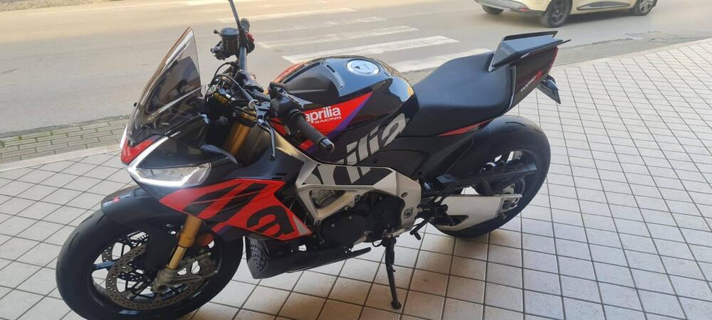 Aprilia Tuono 1100 V4 Factory (2021 - 24) (2)