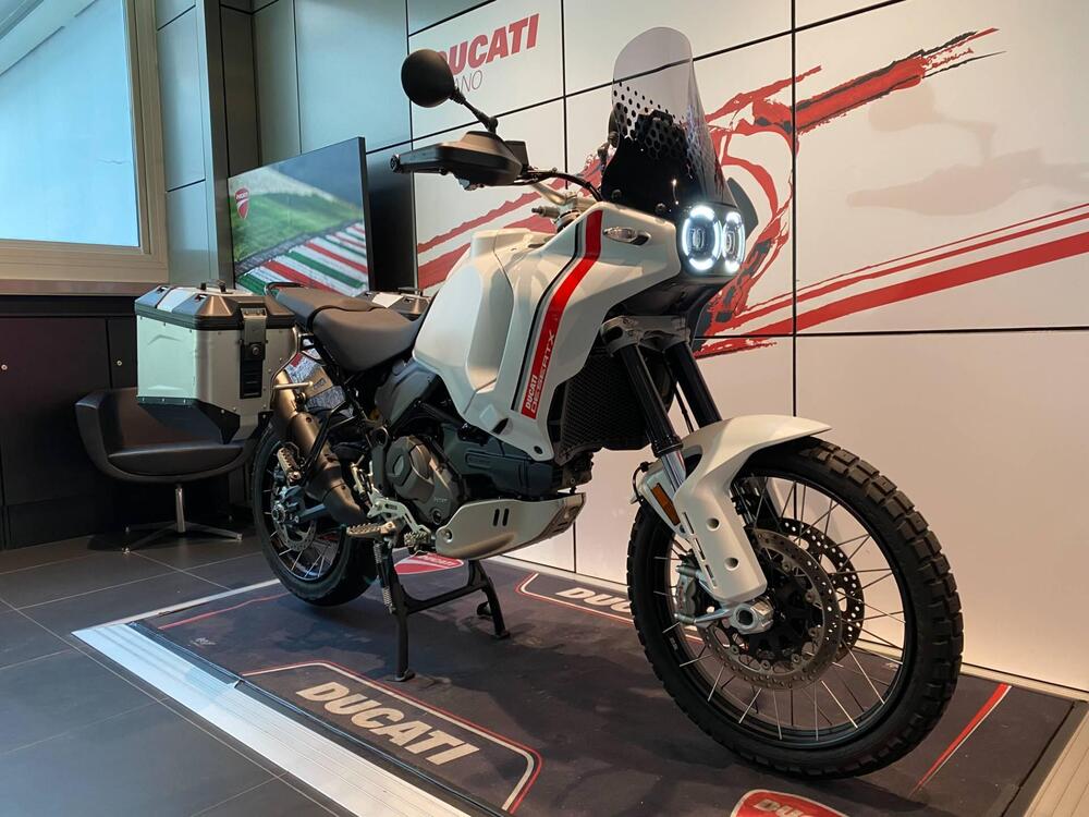 Ducati DesertX (2022 - 25) (2)