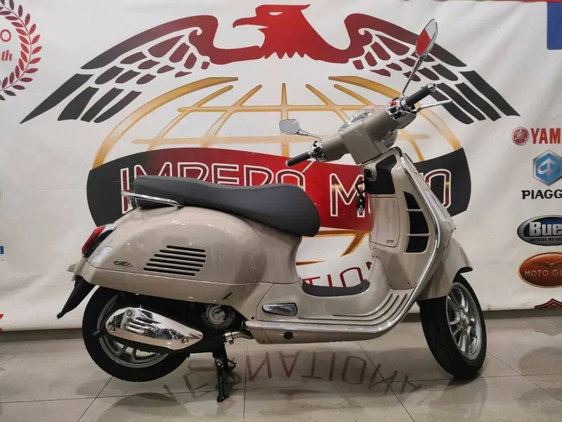 Vespa GTS 310 (2025 - 26) (2)