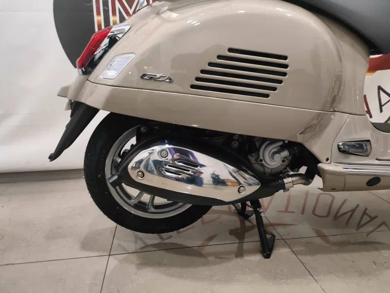 Vespa GTS 310 (2025 - 26) (4)