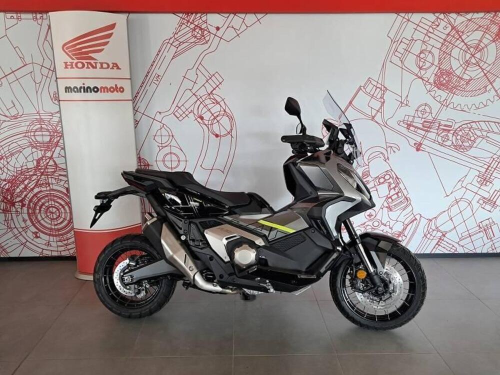 Honda X-ADV 750 DCT (2021 - 24) (2)