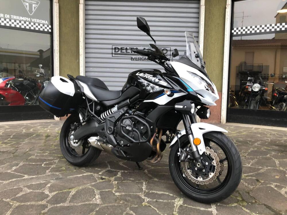 Kawasaki Versys 650 Tourer Plus (2021)