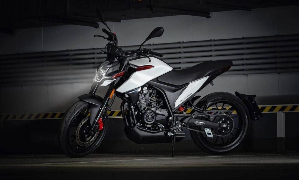 Brixton Motorcycles Crossfire 500 X (2021 - 25)