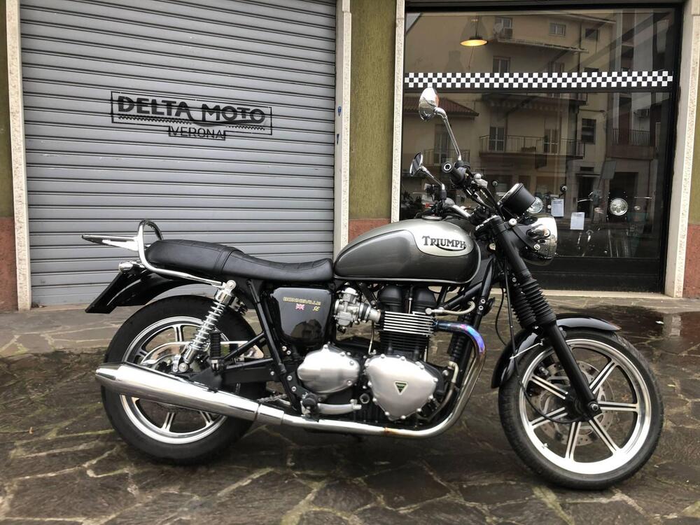 Triumph Bonneville SE (2009 - 13) (3)