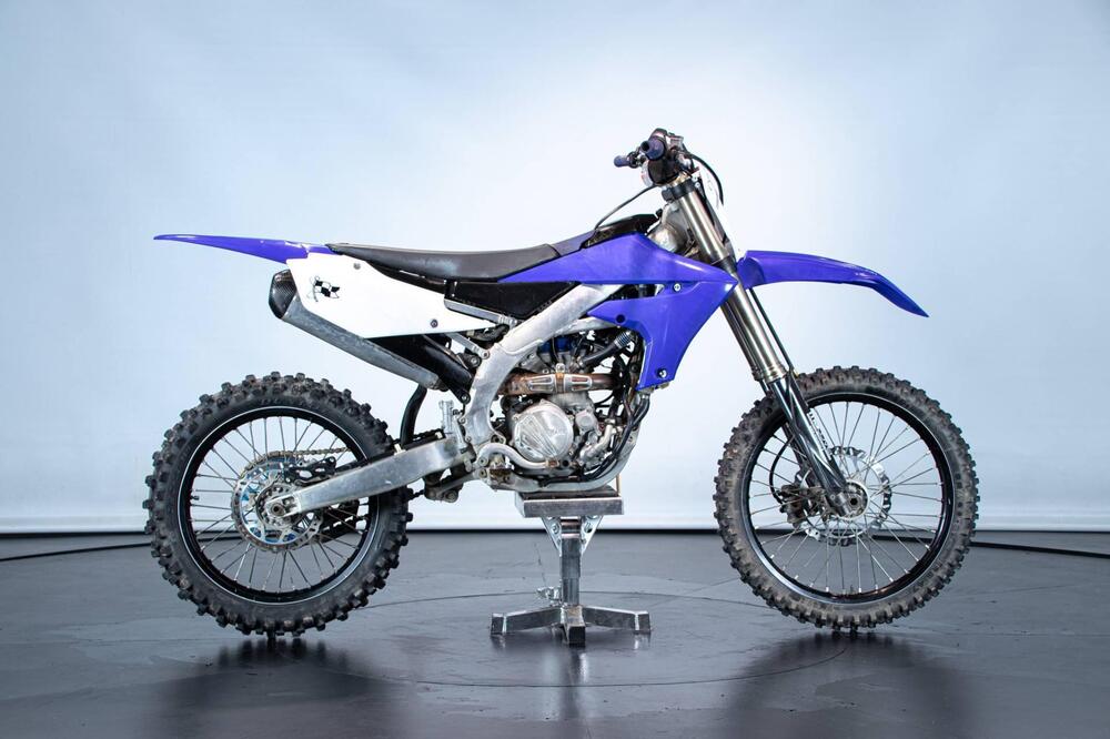 Yamaha YZ 250 F (2022)