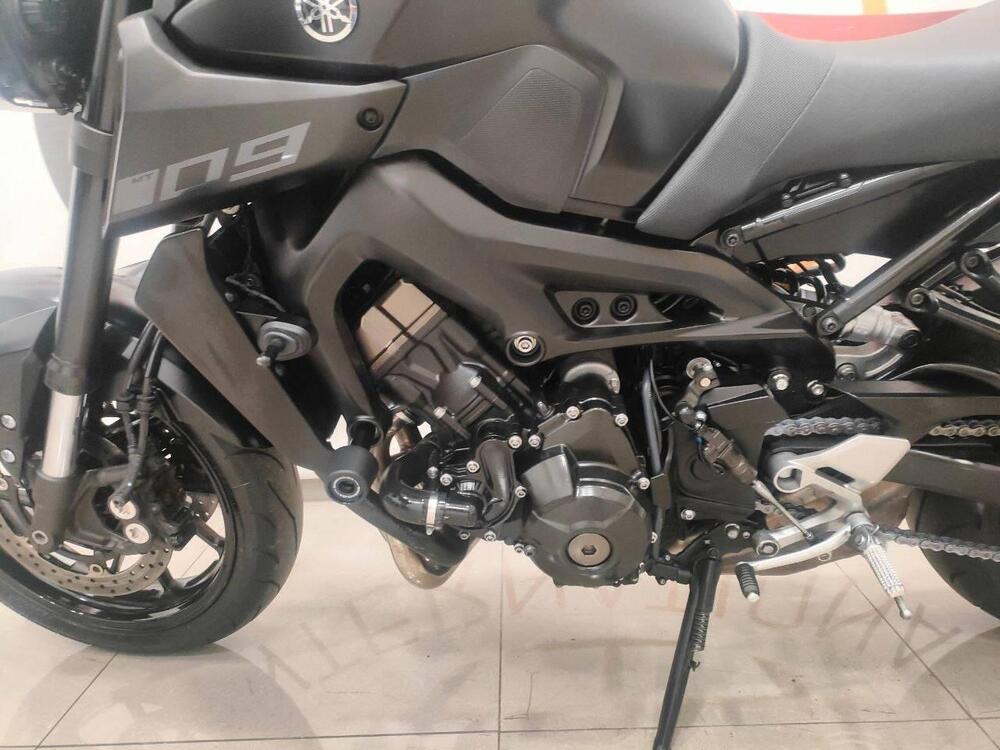 Yamaha MT-09 (2017 - 20) (5)