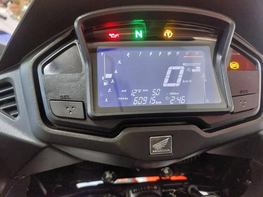 Honda Crossrunner ABS (2015 - 16) (3)