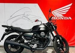 Moto Guzzi V7 Stone Centenario (2021 - 22) usata