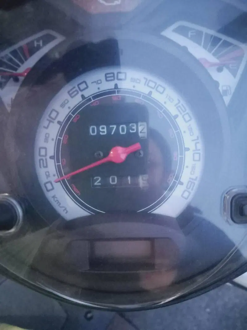 Honda SH 125 i (2009 - 12) (3)