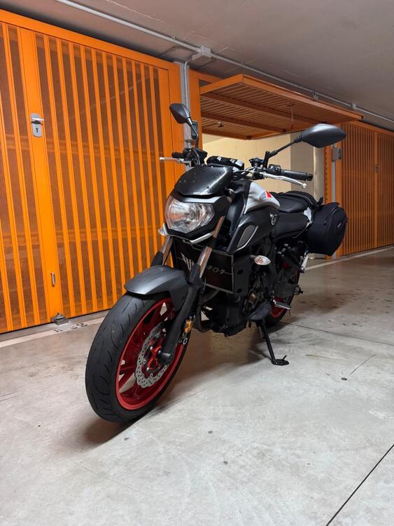 Yamaha MT-07 (2018 - 20) (2)