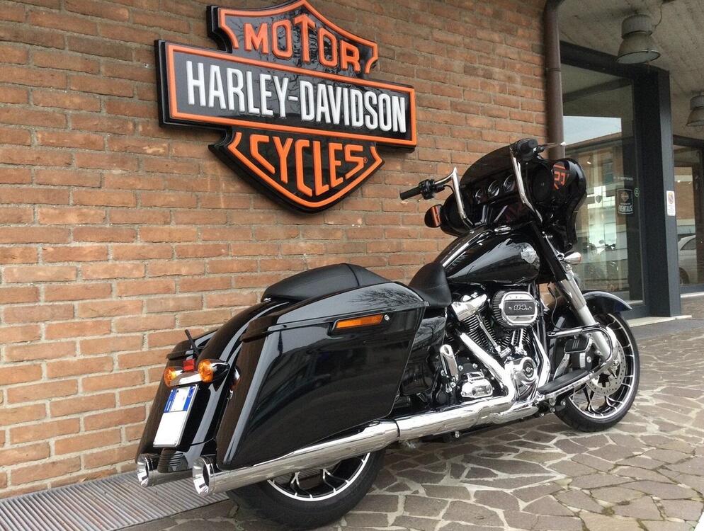 Harley-Davidson Street Glide Special (2021 - 23) (2)