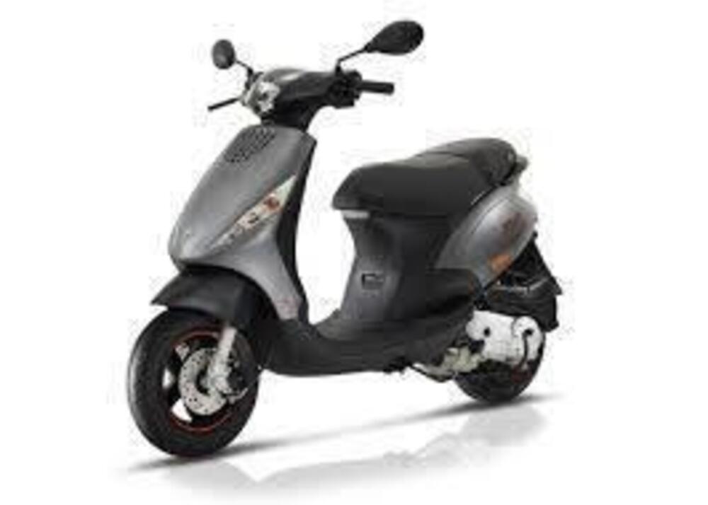 Piaggio Zip 50 4T (2021 - 25)