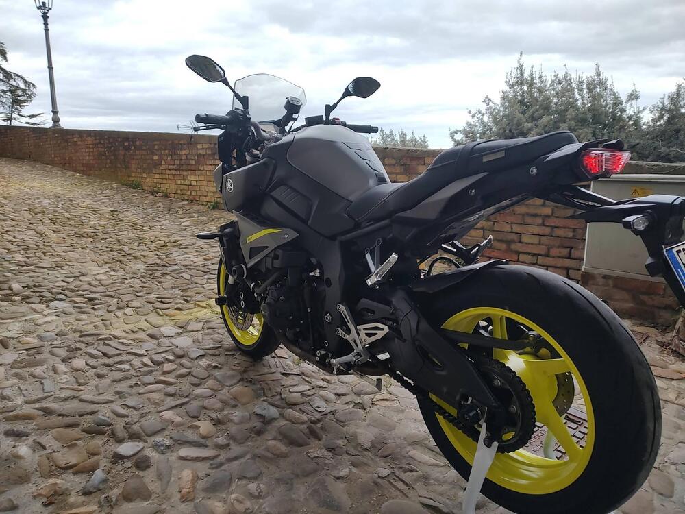 Yamaha MT-10 (2017 - 20) (5)