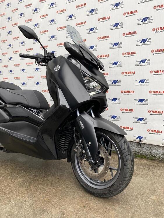 Yamaha X-Max 300 Tech Max (2021 - 24) (2)