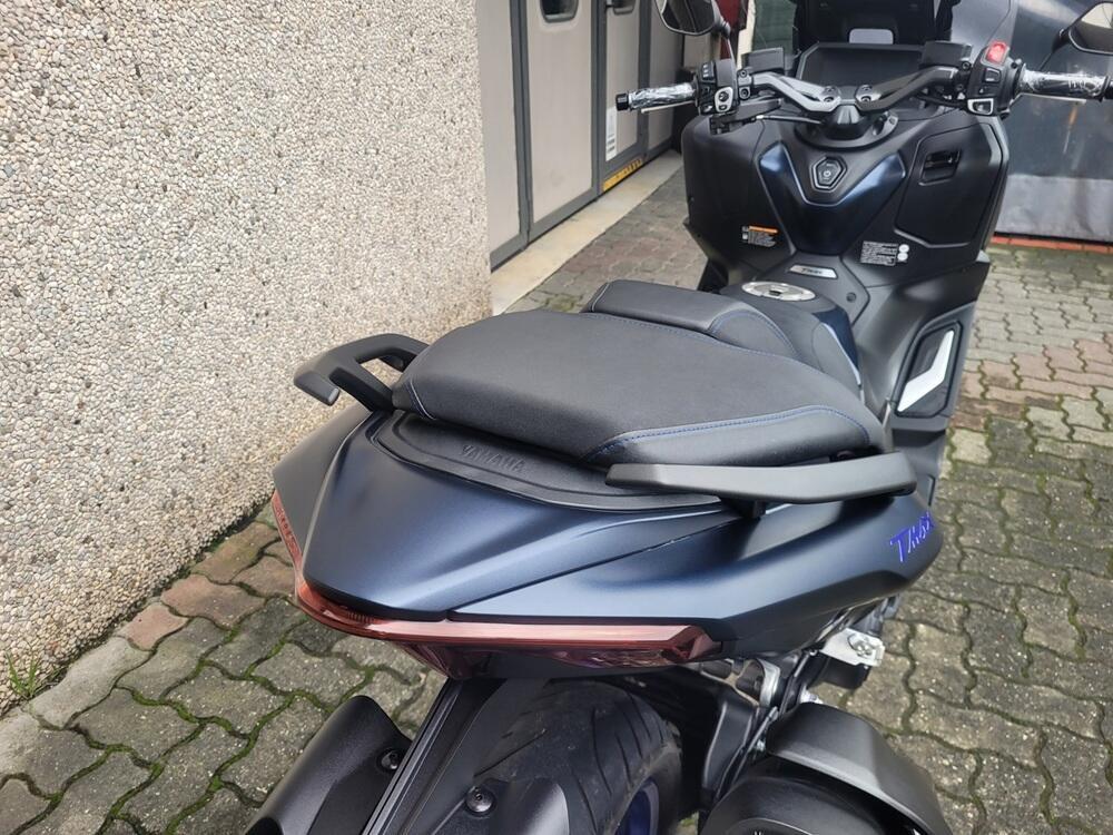 Yamaha T-Max 560 (2022 - 24) (5)