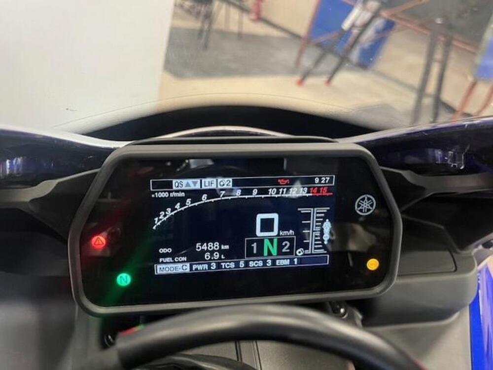 Yamaha YZF R1 (2020 - 25) (4)