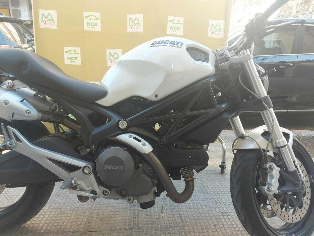 Ducati Monster 696 (2008 - 13) (3)