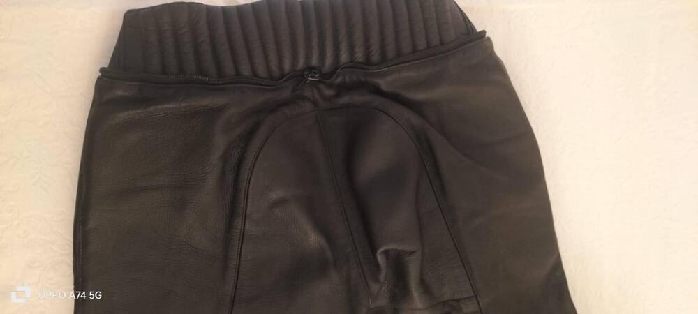 Giacca e pantaloni in pelle in ottimo stato Dainese (4)