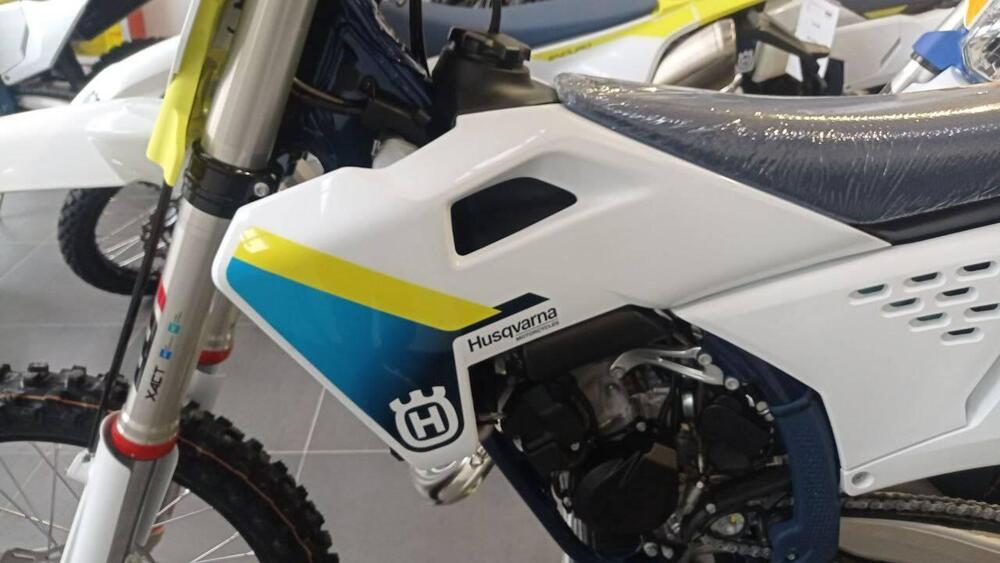 Husqvarna TC 125 (2025) (4)