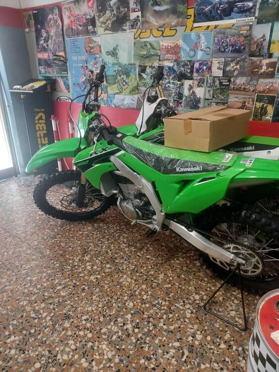 Kawasaki KX 450 F (2023)