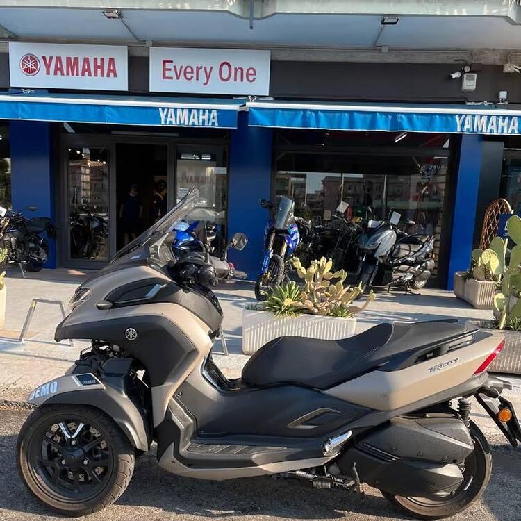 Yamaha Tricity 300 (2021 - 25) (3)