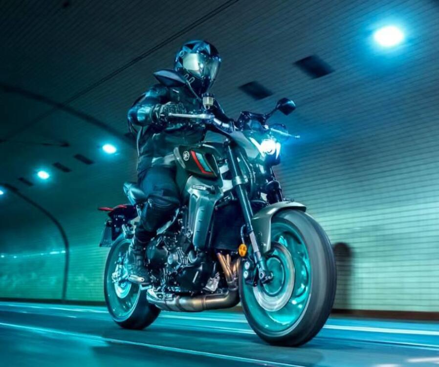 Yamaha MT-09 (2021 - 23) (3)