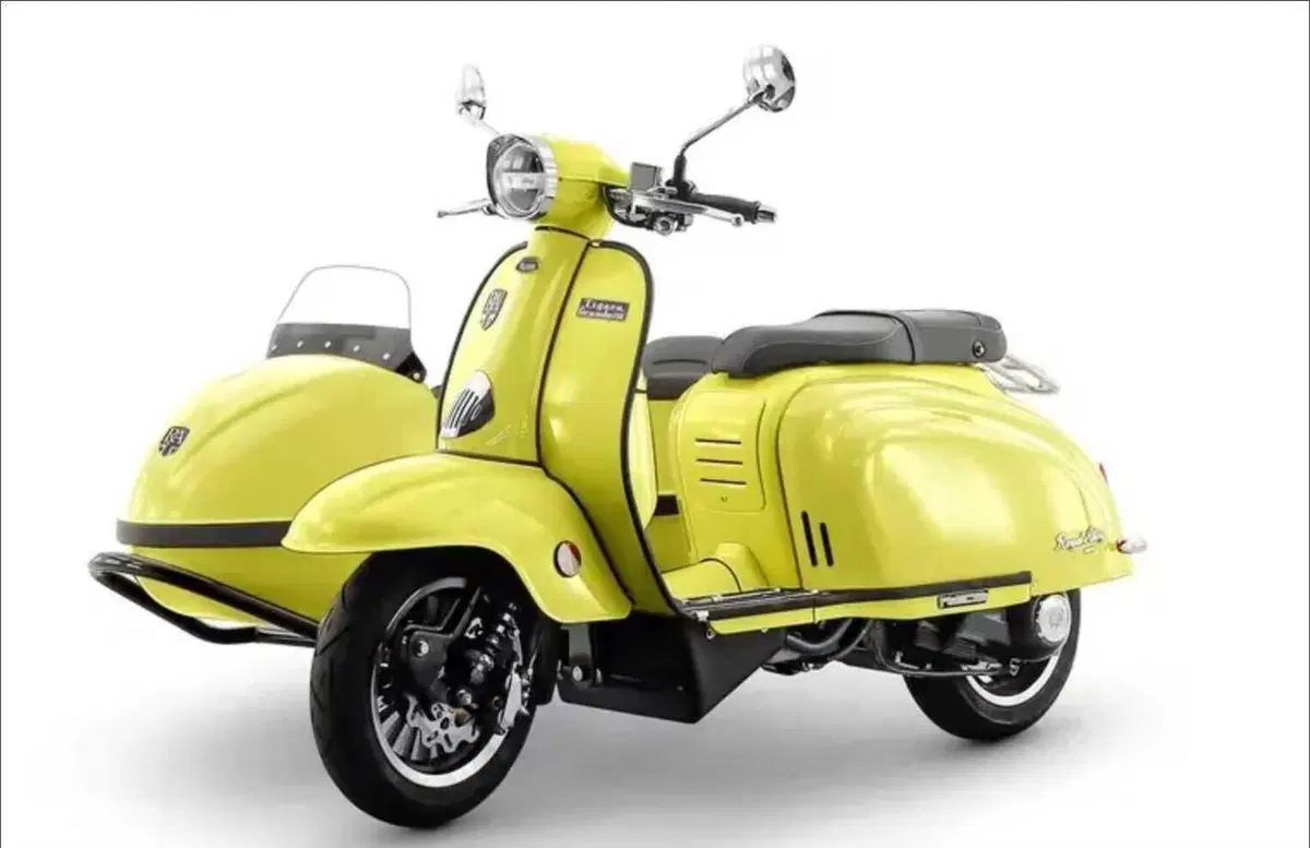 Royal Alloy Sidecar GP 350: l’inglese, prodotto in Cina e che fa tanto Italia [GALLERY]