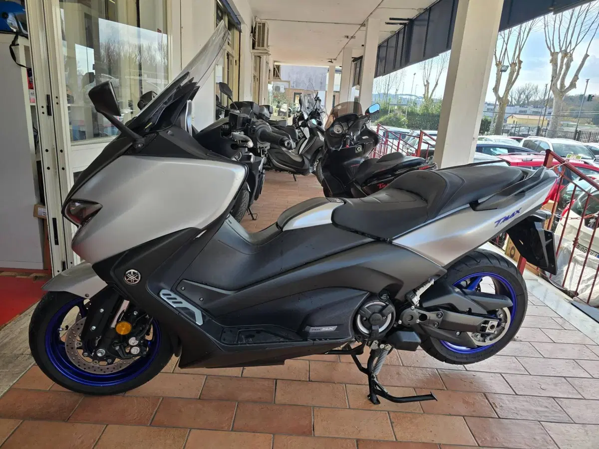 Yamaha T-Max 530 SX (2017 - 19) (2)