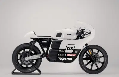 Correresti in pista con questa moto elettrica?