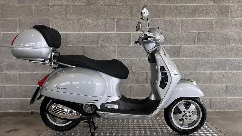 Vespa GTS 250 i.e.