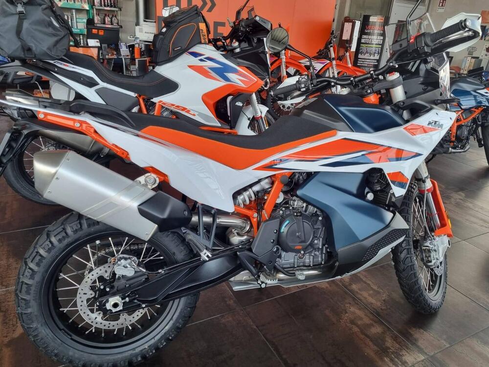 KTM 890 Adventure R (2023 - 24) (3)