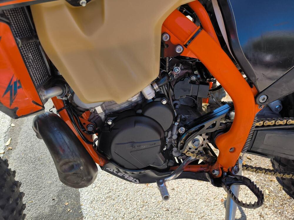 KTM 300 EXC E Six Days TPI (2019) (4)