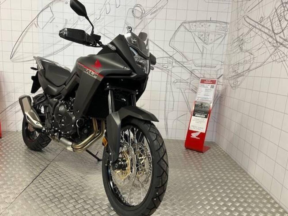 Honda Transalp XL750 (2023 - 24) (2)