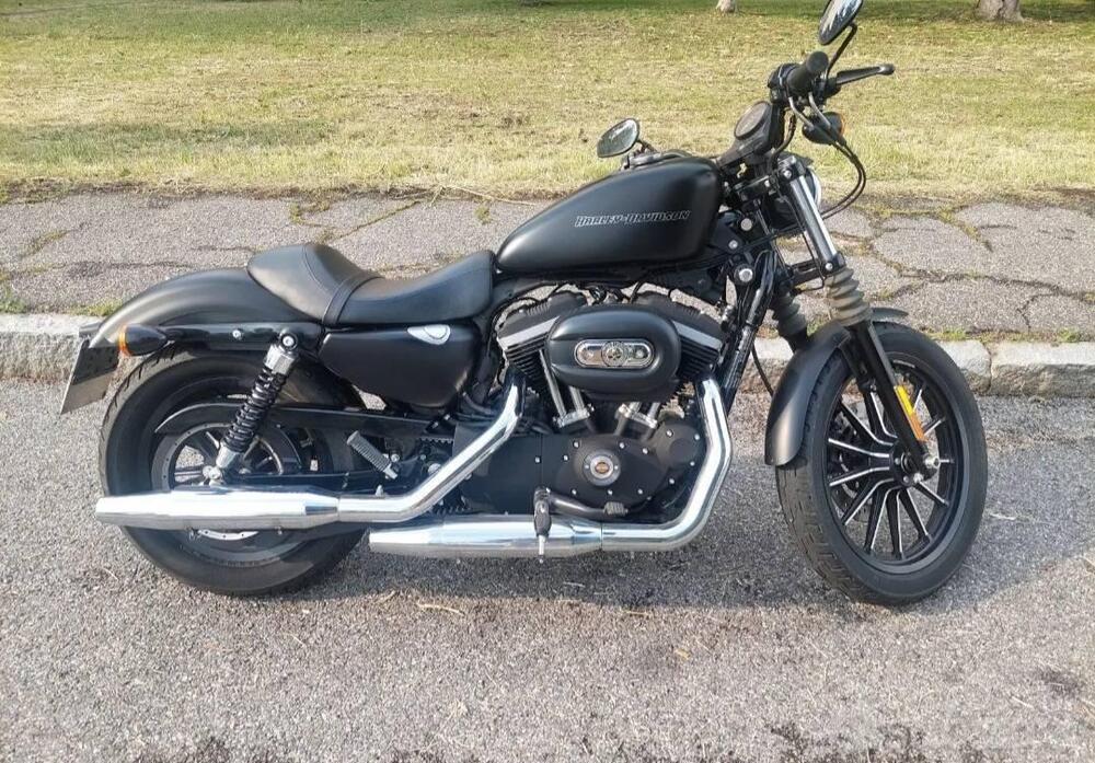 Harley-Davidson 883 Iron (2009 - 11) - XL 883N