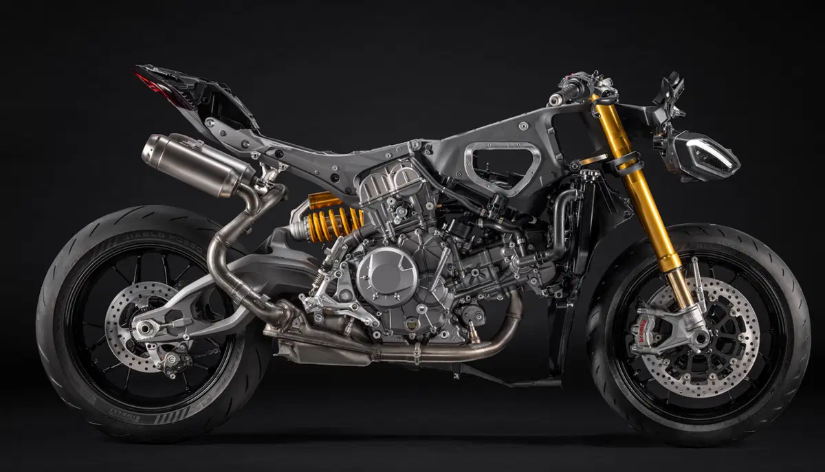Ducati Panigale V2: meno peso .. meno impegno (5)