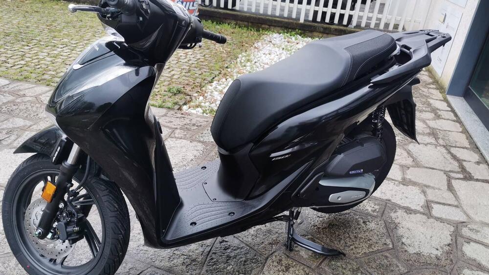 Honda SH 150i (2020 - 25) (4)