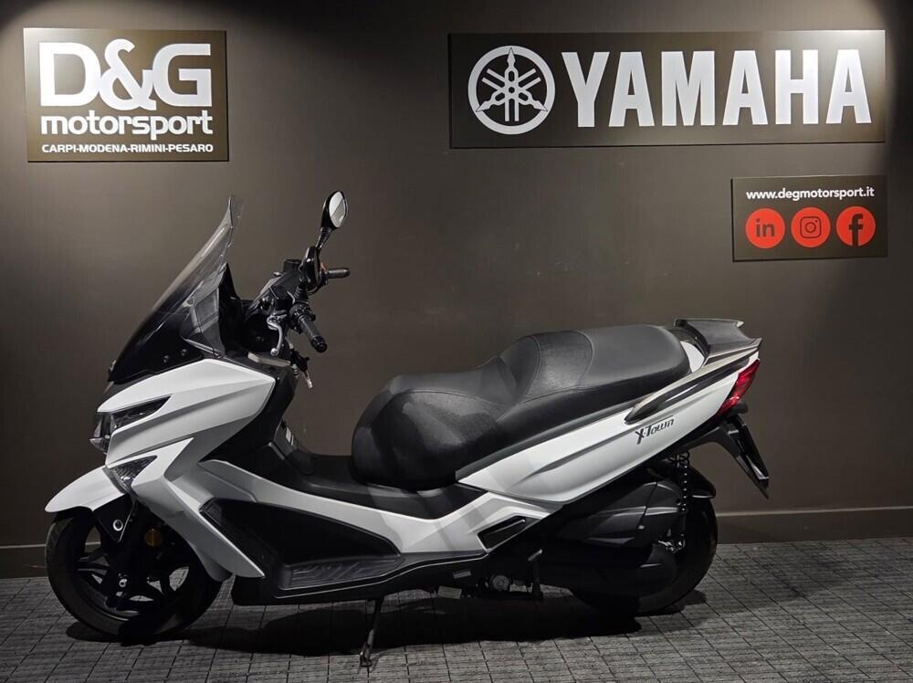 Kymco X-Town 125i CBS (2016 - 20) (3)